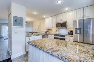 1428 S Lakeside Dr, Lake Worth Beach, FL 33460 - Photo 14