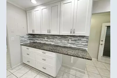 5725 Fernley Drive E, Unit #71, West Palm Beach, FL 33415 - Photo 12