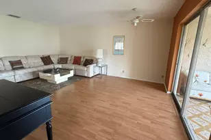 425 Lake Helen Dr, West Palm Beach, FL 33411 - Photo 12