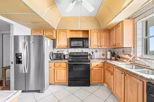 801 Lake Shore Dr, Lake Park, FL 33403 - Photo 12