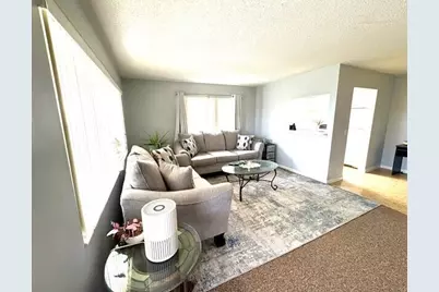 127 Berkshire F, West Palm Beach, FL 33417 - Photo 4