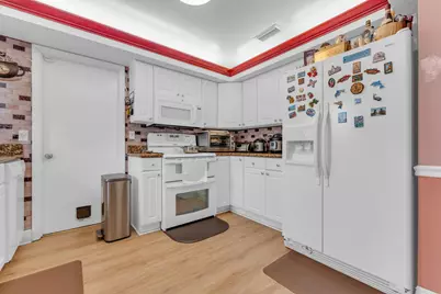 2745 Cambridge Road, Lake Worth, FL 33462 - Photo 12