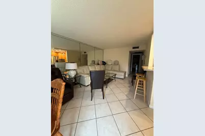 1046 Wolverton C, Boca Raton, FL 33434 - Photo 6
