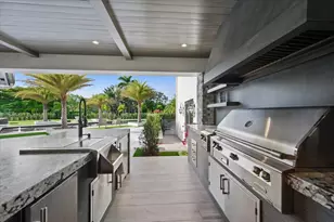 15945 Weatherly Rd, Wellington, FL 33414 - Photo 34