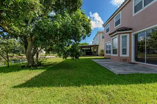 118 Rosewood Ln, Greenacres, FL 33463 - Photo 10