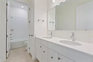 12136 Waterstone Cir, Palm Beach Gardens, FL 33412 - Photo 26