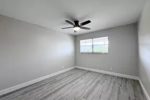 284 Flanders F, Delray Beach, FL 33484 - Photo 10