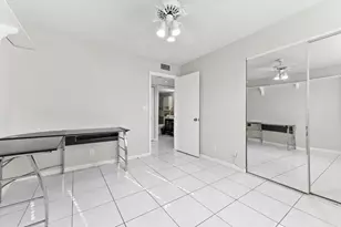 15451 Pembridge Dr, Delray Beach, FL 33484 - Photo 6