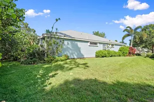 616 NE Canoe Park Cir, Port Saint Lucie, FL 34983 - Photo 38