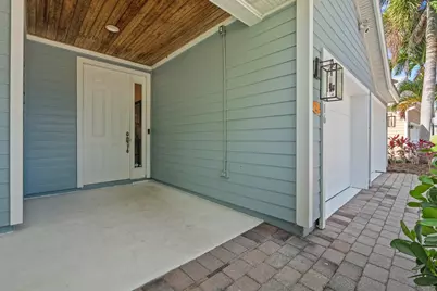 616 NE Canoe Park Circle, Port Saint Lucie, FL 34983 - Photo 6
