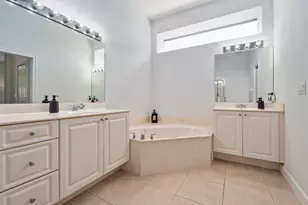 616 NE Canoe Park Cir, Port Saint Lucie, FL 34983 - Photo 26