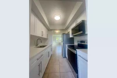 1050 E Sample Road, Unit #110, Pompano Beach, FL 33064 - Photo 8