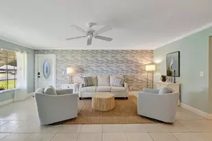 215 Manatee Ln, Fort Pierce, FL 34952 - Photo 4