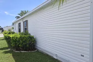 3701 Sleepy Hollow Ln, Port Saint Lucie, FL 34952 - Photo 24