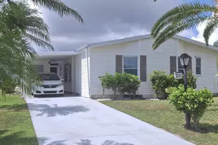 3701 Sleepy Hollow Ln, Port Saint Lucie, FL 34952 - Photo 2