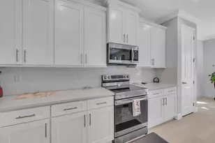 148 SW Sea Lion Rd, Port Saint Lucie, FL 34953 - Photo 20