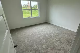 8666 Dahlia Cir, Port Saint Lucie, FL 34986 - Photo 8