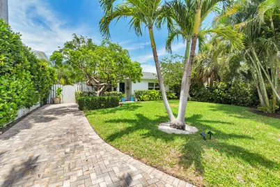 341 Murray Road, West Palm Beach, FL 33405 - Photo 1