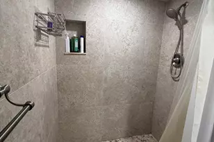 2507 Canterbury Dr N, West Palm Beach, FL 33407 - Photo 6