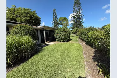 2507 Canterbury Drive N, West Palm Beach, FL 33407 - Photo 14