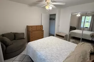 2507 Canterbury Dr N, West Palm Beach, FL 33407 - Photo 4