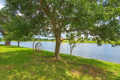 758 Carriage Lake Way, Vero Beach, FL 32968 - Photo 8