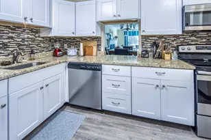 1516 S Lakeside Dr, Lake Worth Beach, FL 33460 - Photo 1