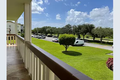 27 Mansfield A, Boca Raton, FL 33434 - Photo 2