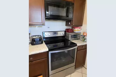 2351 SE Fruit Avenue, Port Saint Lucie, FL 34952 - Photo 10