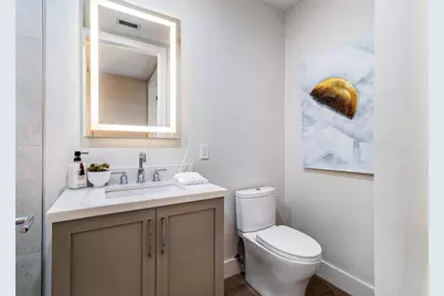 184 Lake Drive, Unit #2204, Palm Beach Shores, FL 33404 - Photo 14