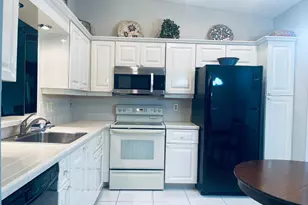 18619 Breezy Palm Way, Boca Raton, FL 33496 - Photo 10