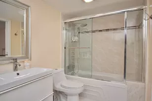 2301 Lucaya Ln, Coconut Creek, FL 33066 - Photo 12