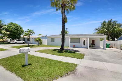 1395 SW 46 Th Avenue, Fort Lauderdale, FL 33317 - Photo 4