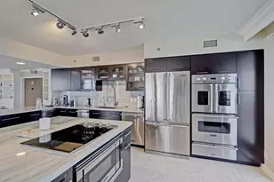 5380 N Ocean Dr, Singer Island, FL 33404 - Photo 6