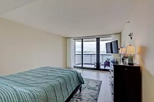 5380 N Ocean Dr, Singer Island, FL 33404 - Photo 28