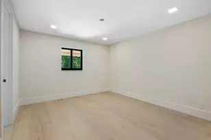 8090 Twin Lake Dr, Boca Raton, FL 33496 - Photo 46