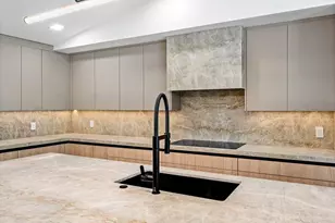 8090 Twin Lake Dr, Boca Raton, FL 33496 - Photo 24