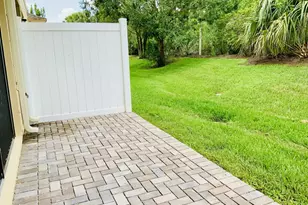 10073 W Villa Cir, Vero Beach, FL 32966 - Photo 44