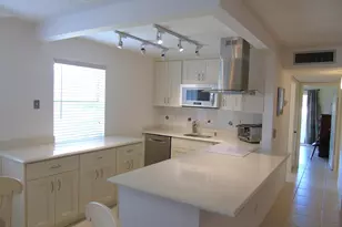 219 Normandy E, Delray Beach, FL 33484 - Photo 2