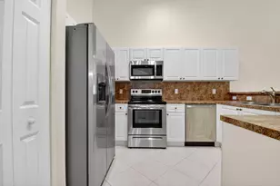 2357 Windjammer Way, West Palm Beach, FL 33411 - Photo 4