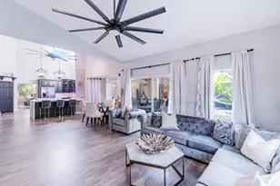 15835 Meadow Wood Dr, Wellington, FL 33414 - Photo 10