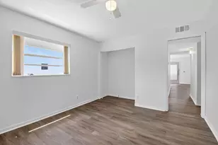 102 Normandy Ln, Delray Beach, FL 33484 - Photo 16