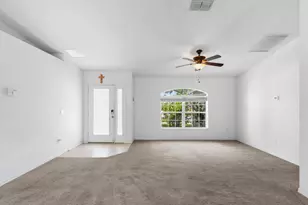 1042 SW Janette Ave, Port Saint Lucie, FL 34953 - Photo 4