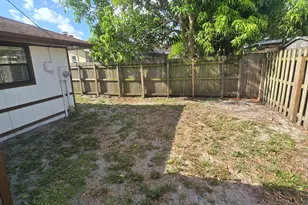 1237 Wynnedale Rd, West Palm Beach, FL 33417 - Photo 16