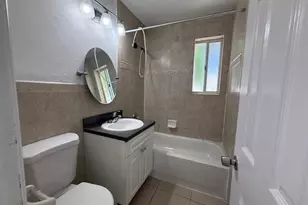 400 Metcalf Ct, West Palm Beach, FL 33407 - Photo 18