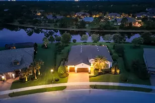 749 SW Sea Green St, Palm City, FL 34990 - Photo 8