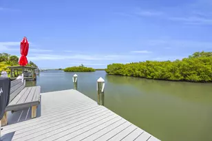 376 Live Oak Dr, Vero Beach, FL 32963 - Photo 32