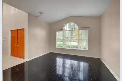 1282 Pebble Ridge Lane, West Palm Beach, FL 33411 - Photo 4