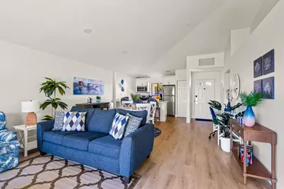 615 Club Drive, Palm Beach Gardens, FL 33418 - Photo 8