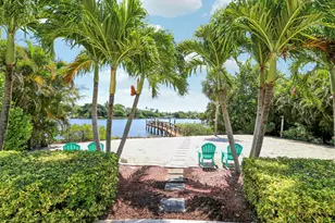 19560 Gulfstream Dr, Jupiter, FL 33469 - Photo 2